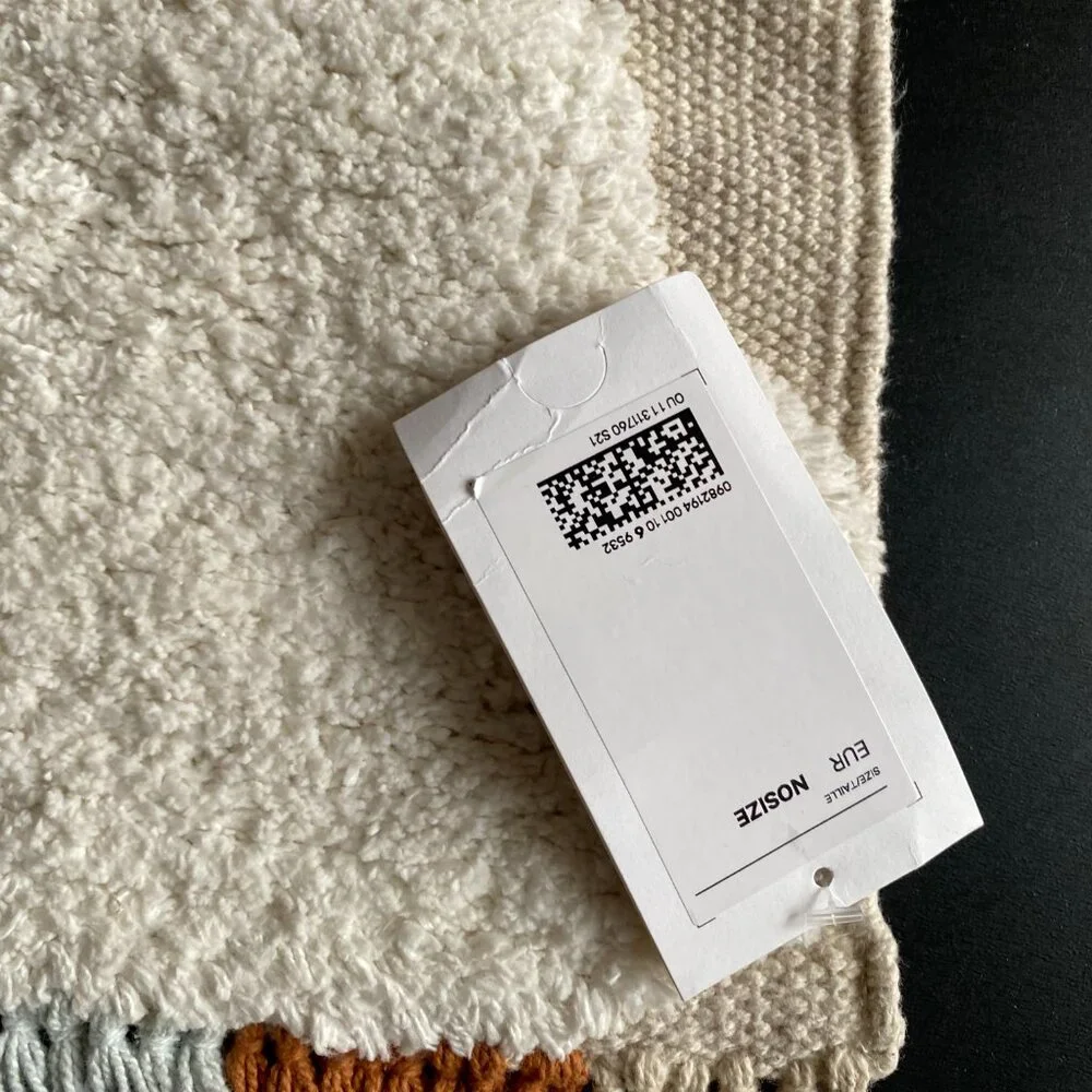H&M Cloud Tassles Wall Hanging Macrame Decor